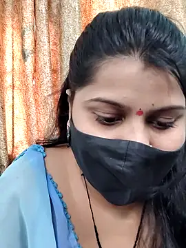 Hotty-simran online show from 10-28-25, 05:00