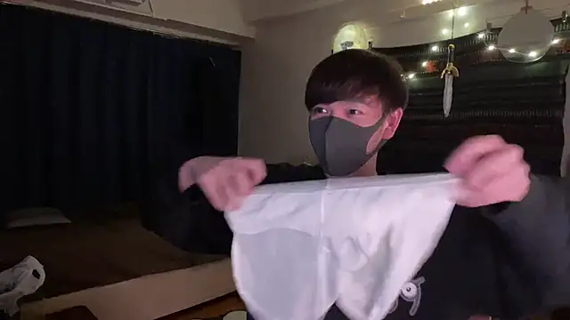 Snapshot of poketkuma chatting on 11-20-25, 01:22 poketkuma online show from 11-20-25, 01:22