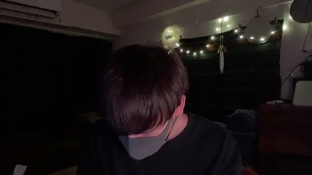 Snapshot of poketkuma chatting on 11-23-25, 02:28 poketkuma online show from 11-23-25, 02:28