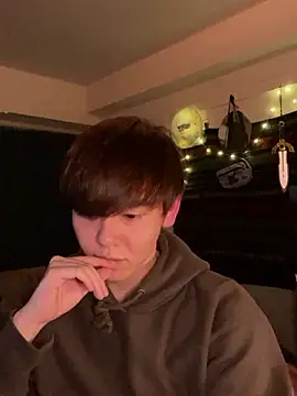 Snapshot of poketkuma chatting on 02-27-26, 12:05 poketkuma online show from 02-27-26, 12:05