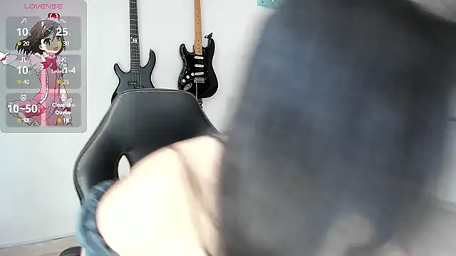 lilpervertgirl online show from 06-23-26, 08:29