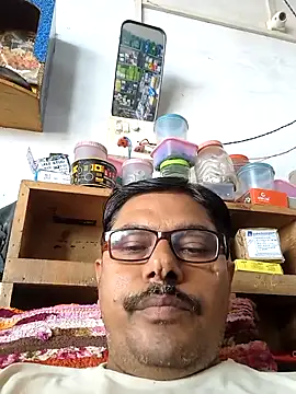 Snapshot of Srmotrs chatting on 09-09-25, 08:25 Srmotrs online show from 09-09-25, 08:25