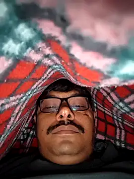 Snapshot of Srmotrs chatting on 11-09-25, 12:31 Srmotrs online show from 11-09-25, 12:31