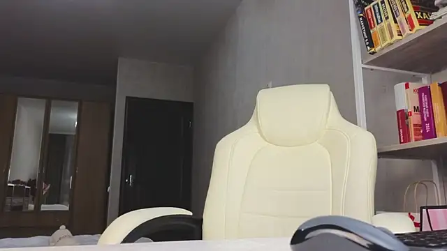 Marietta Castro online show from 03-10-26, 03:06