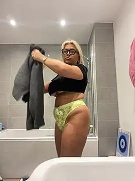 Arabellalee23 online show from 12-27-24, 10:05