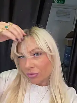 Arabellalee23 online show from 01-25-25, 12:58