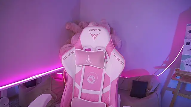 AnnLevine online show from 12-05-25, 02:03