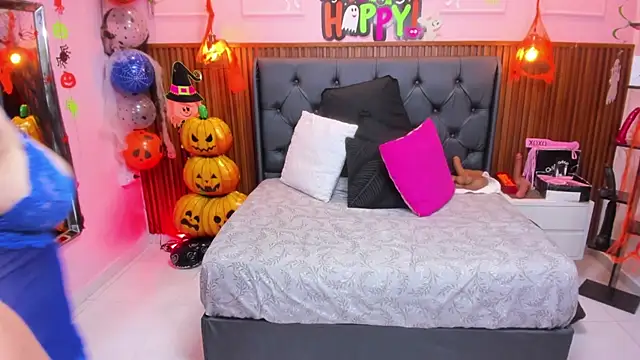 Snapshot of MEYLAGIA chatting on 10-25-25, 03:25 MEYLAGIA online show from 10-25-25, 03:25