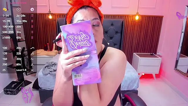 Snapshot of MEYLAGIA chatting on 11-28-25, 02:58 MEYLAGIA online show from 11-28-25, 02:58