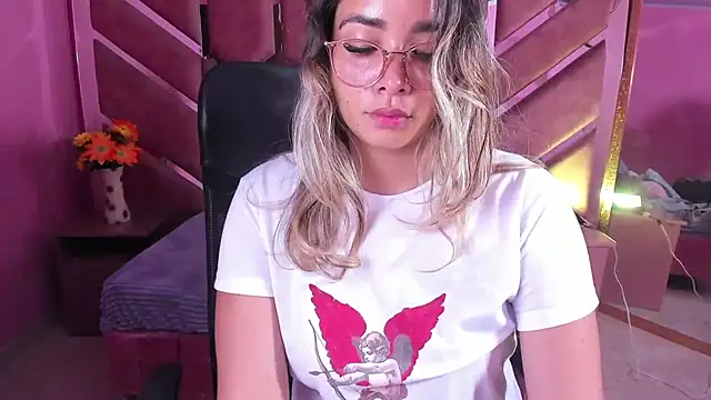 Olivia Fox69 online show from 04-10-26, 03:01