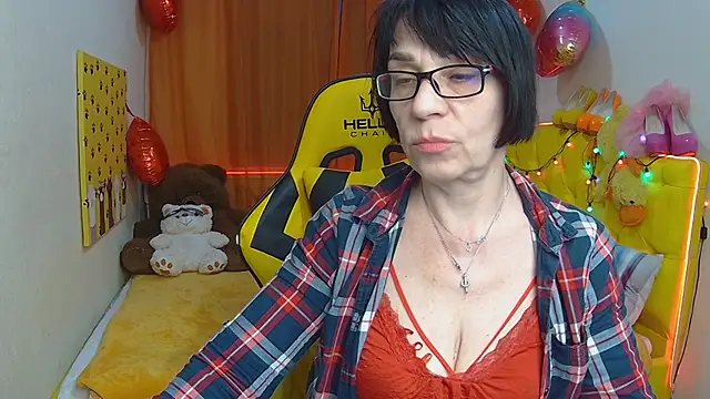 SandraHormas online show from 03-21-25, 01:56