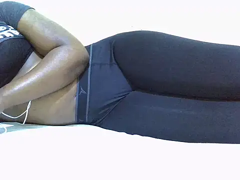 sweetangel41 online show from 10-01-25, 08:15