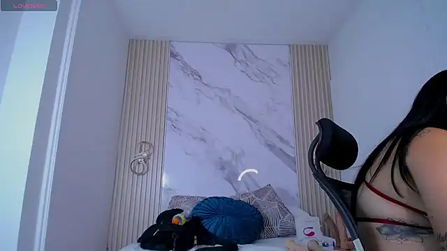 Lunna boobs online show from 04-11-26, 07:45