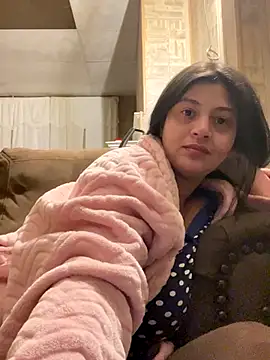 kriztal pretty online show from 11-23-25, 11:21