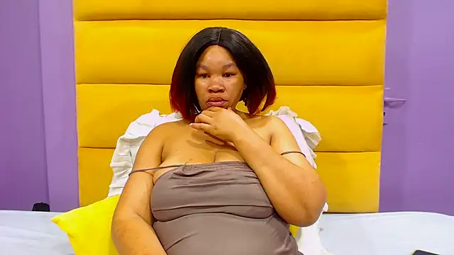 YELLOWBUSTYMELLONS online show from 09-10-25, 06:13