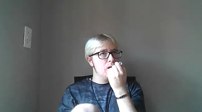 Snapshot of bisexualboy05 chatting on 03-05-25, 10:33 bisexualboy05 online show from 03-05-25, 10:33