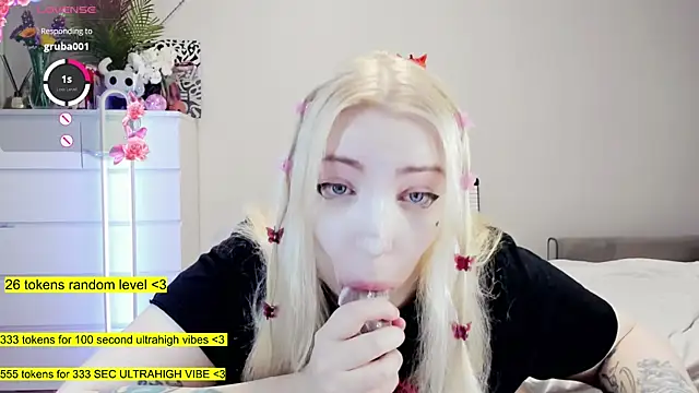 aya katana online show from 11-30-25, 10:58