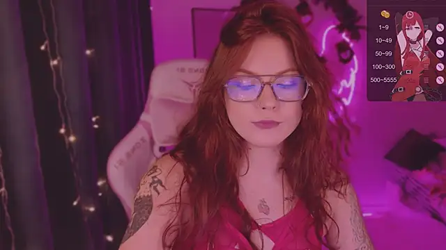 Elsie Ginger online show from 12-23-24, 12:03