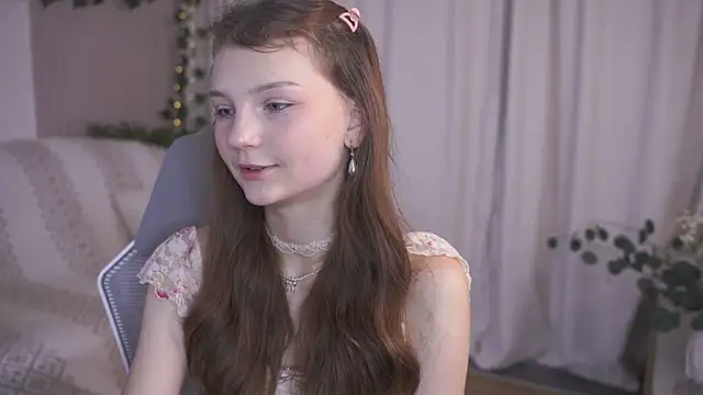 CindyGarrison online show from 09-11-25, 01:17