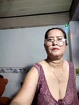 Snapshot of phnz chatting on 10-05-25, 12:03 phnz online show from 10-05-25, 12:03