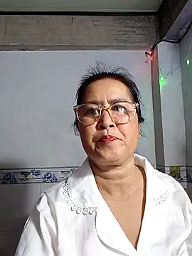 Snapshot of phnz chatting on 11-04-25, 08:24 phnz online show from 11-04-25, 08:24