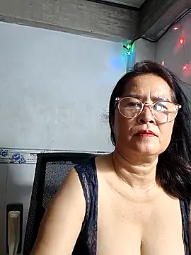 Snapshot of phnz chatting on 12-05-25, 01:20 phnz online show from 12-05-25, 01:20