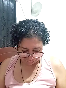 Snapshot of sorbetico_perverse chatting on 04-25-26, 01:41 sorbetico perverse online show from 04-25-26, 01:41
