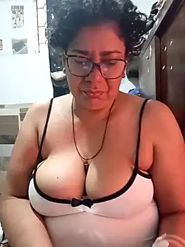 Snapshot of sorbetico_perverse chatting on 04-26-26, 12:58 sorbetico perverse online show from 04-26-26, 12:58