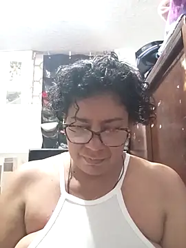 Snapshot of sorbetico_perverse chatting on 05-10-26, 01:27 sorbetico perverse online show from 05-10-26, 01:27