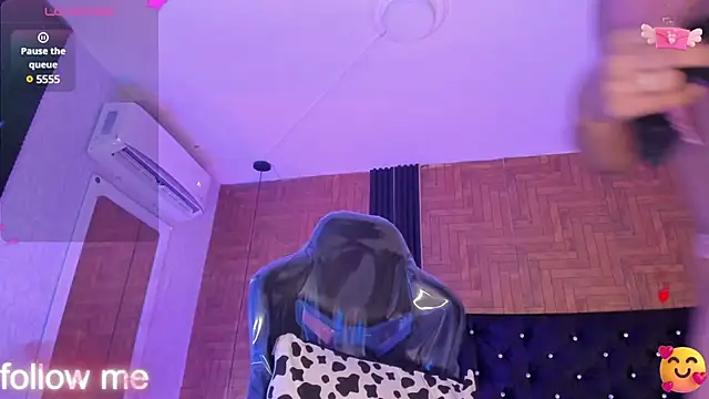 LaiilyBell12 online show from 02-19-25, 01:28