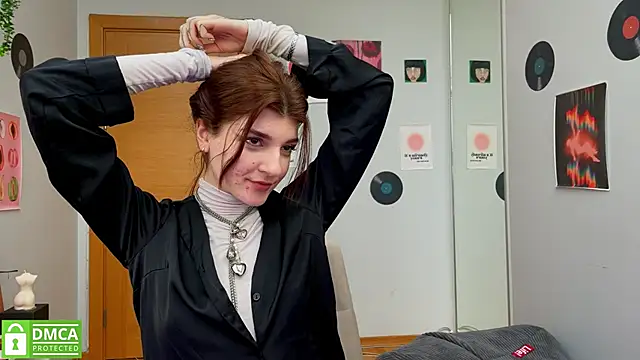Bunny ShyGirl online show from 02-11-25, 07:54