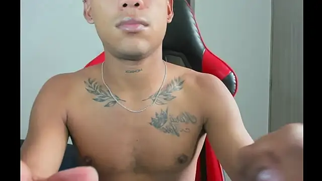 Snapshot of Backsex_boy chatting on 01-16-26, 06:23 Backsex boy online show from 01-16-26, 06:23