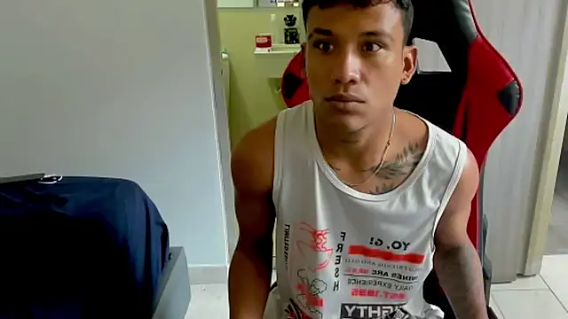 Snapshot of Backsex_boy chatting on 02-27-26, 04:07 Backsex boy online show from 02-27-26, 04:07