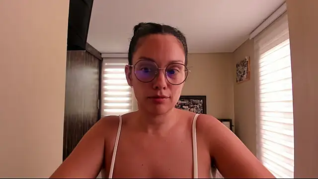 anabel 025 online show from 04-18-26, 07:18