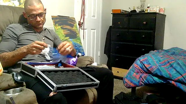 TheOneYouLove69 online show from 03-21-25, 04:49