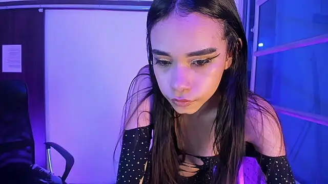 Jasmin Skinny online show from 10-22-25, 03:18