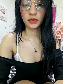 Snapshot of Calypso226 chatting on 05-03-26, 11:55 Calypso226 online show from 05-03-26, 11:55