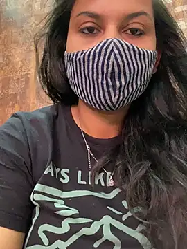 Snapshot of HaaniKaur chatting on 03-04-25, 07:51 HaaniKaur online show from 03-04-25, 07:51