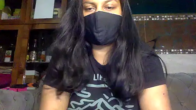 Snapshot of HaaniKaur chatting on 01-05-26, 05:49 HaaniKaur online show from 01-05-26, 05:49