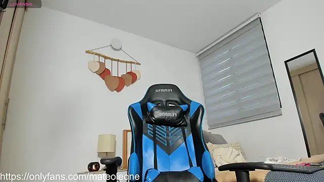 mateoleonee online show from 04-05-26, 07:55