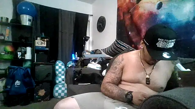 Snapshot of Antoniothedon chatting on 05-10-26, 11:48 Antoniothedon online show from 05-10-26, 11:48