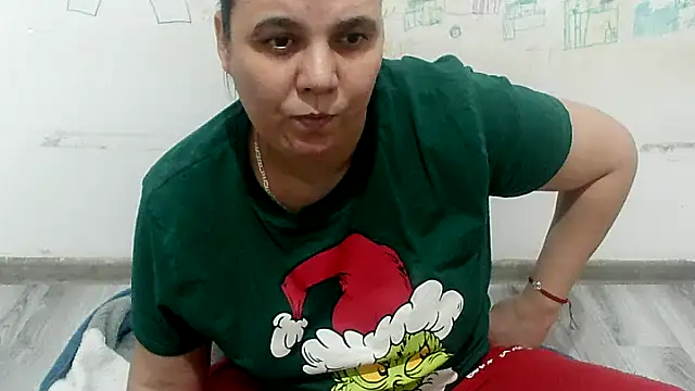 Snapshot of VixenBya chatting on 01-11-26, 12:21 VixenBya online show from 01-11-26, 12:21