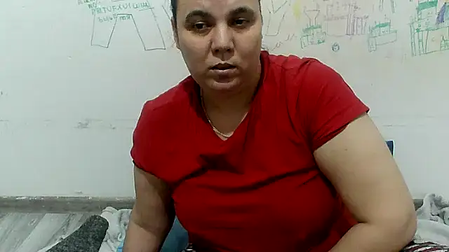 Snapshot of VixenBya chatting on 01-18-26, 08:40 VixenBya online show from 01-18-26, 08:40