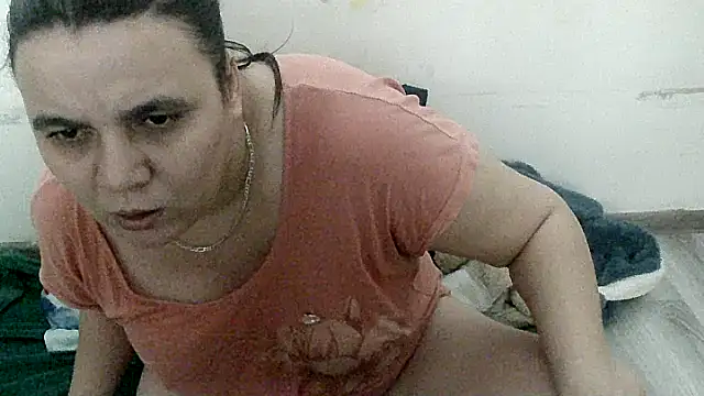 Snapshot of VixenBya chatting on 03-04-26, 08:20 VixenBya online show from 03-04-26, 08:20