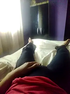 Snapshot of lorraine_alves_ferreira chatting on 11-17-25, 05:30 lorraine alves ferreira online show from 11-17-25, 05:30