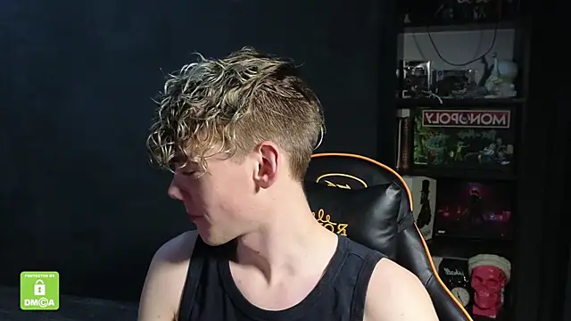 Keytaro online show from 11-26-25, 05:47