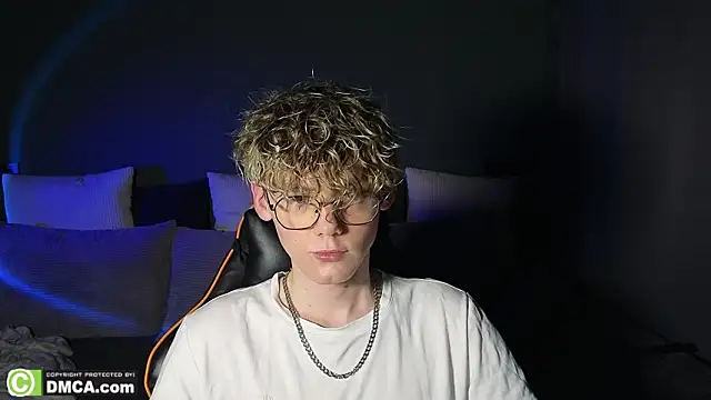 Keytaro online show from 03-12-26, 11:22