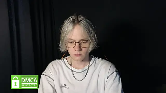Snapshot of Keytaro chatting on 06-11-26, 09:29 Keytaro online show from 06-11-26, 09:29