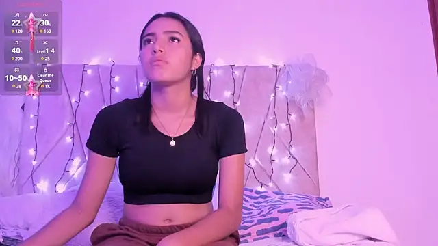 Snapshot of Kaela18 chatting on 12-07-24, 01:29 Kaela18 online show from 12-07-24, 01:29