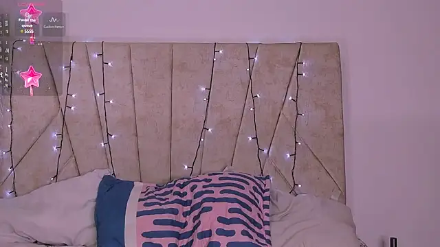 Snapshot of Kaela18 chatting on 12-30-24, 01:25 Kaela18 online show from 12-30-24, 01:25